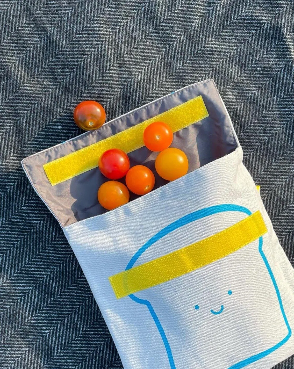 Flip Snack Sack - Bread Blue