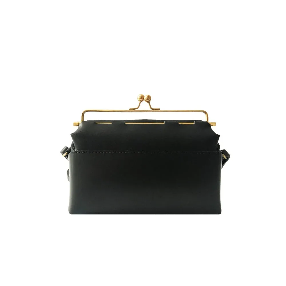 Nappa Dori Black Kisslock Bag